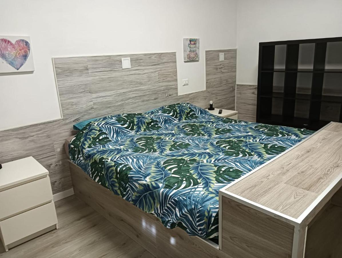 Le Due Sorelle In Fiera Bologna Luaran gambar